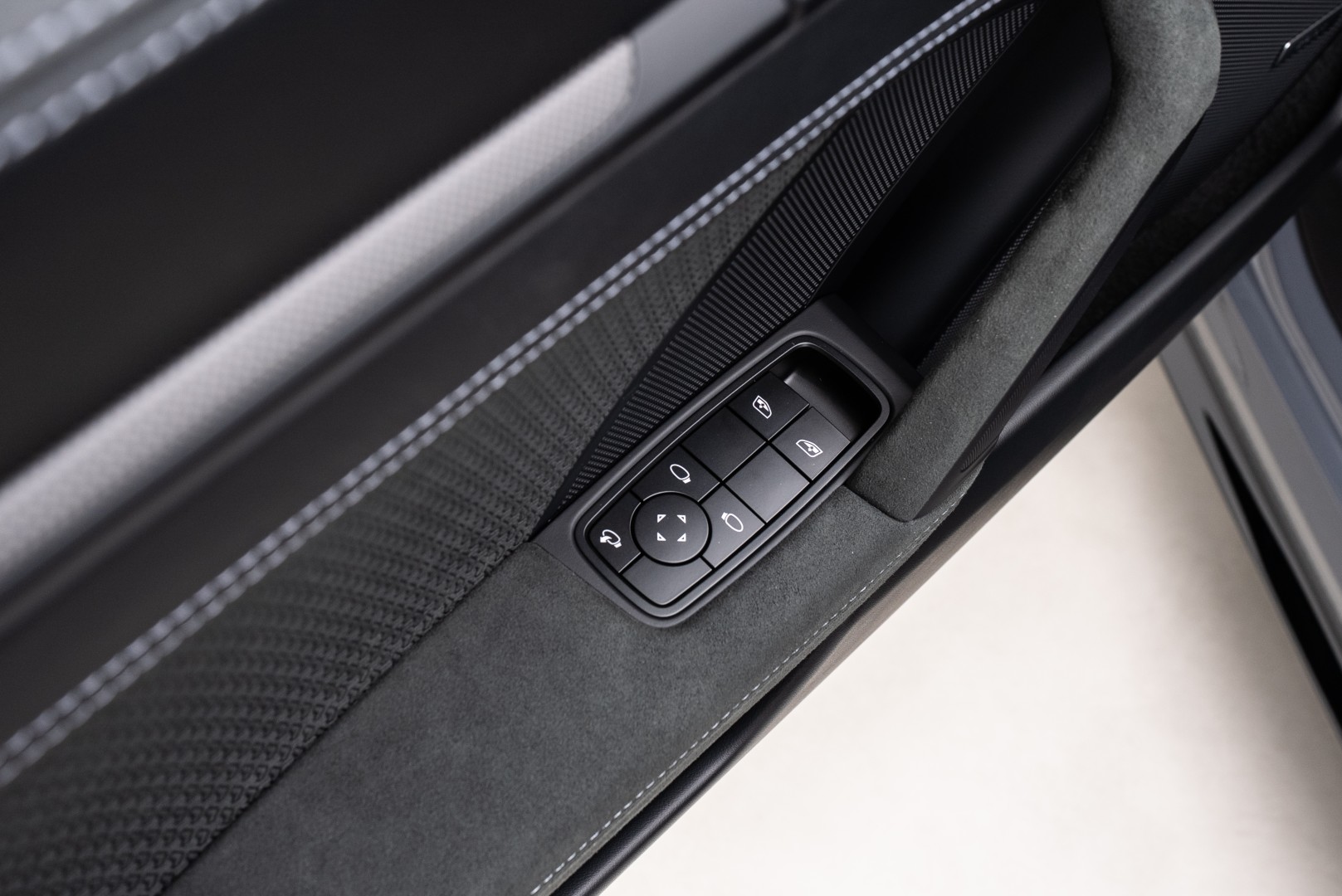 2025 PORSCHE 911 CARRERA GTS WITH WARRANTY